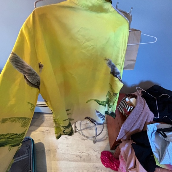 INAVIE LOUNGE WEAR NEVER WORN - Picture 14 of 16